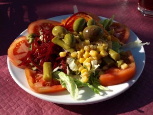 Der typisch mediterrane Salat